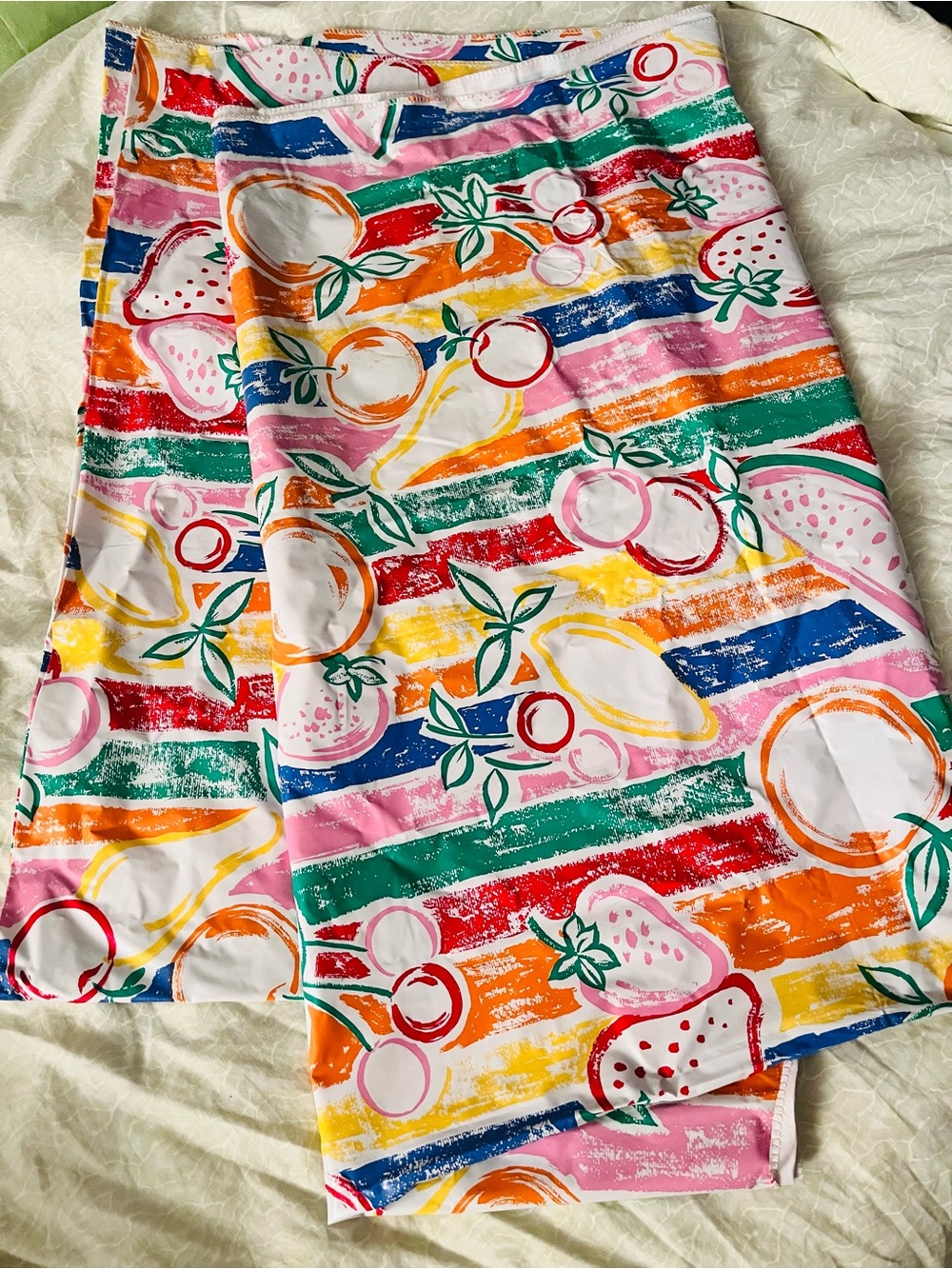 VTG Outdoor/indoor Table Cover/Tablecloth/party tablecloth plastic